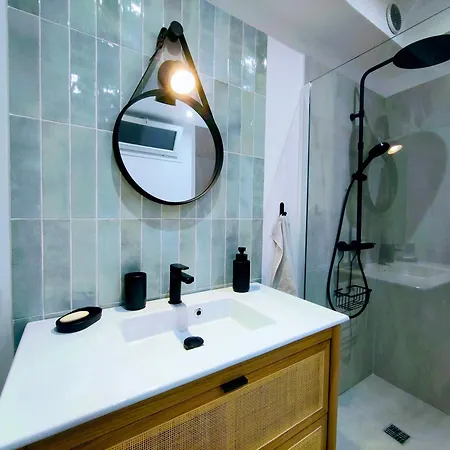 Apartment Place Du Pin *
